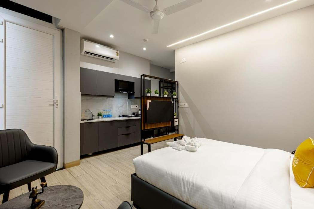 Hotel Imperial Stayz Sector 51 Gurgaon Exterior foto