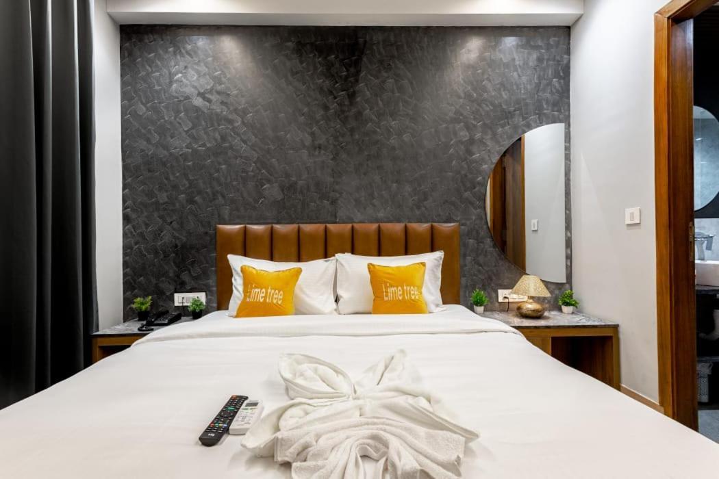 Hotel Imperial Stayz Sector 51 Gurgaon Exterior foto